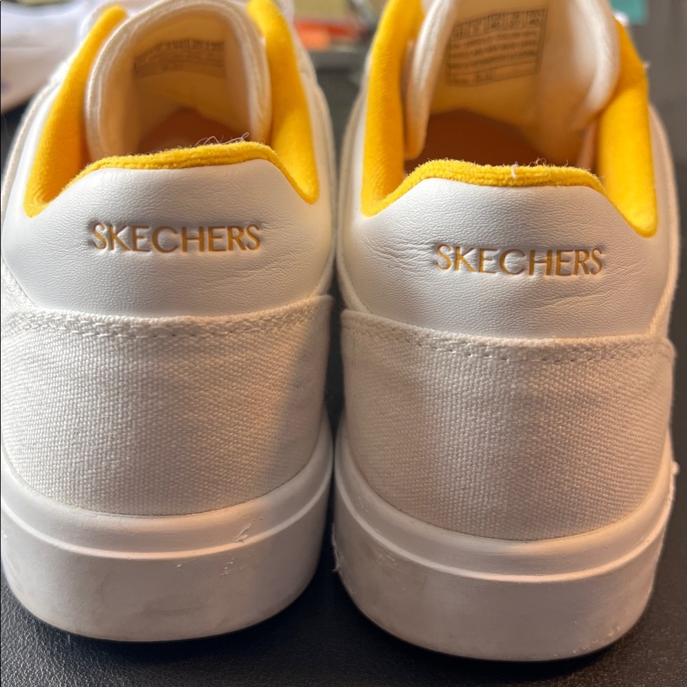 Skechers Eden Classic Sneaker - Picture 9 of 9